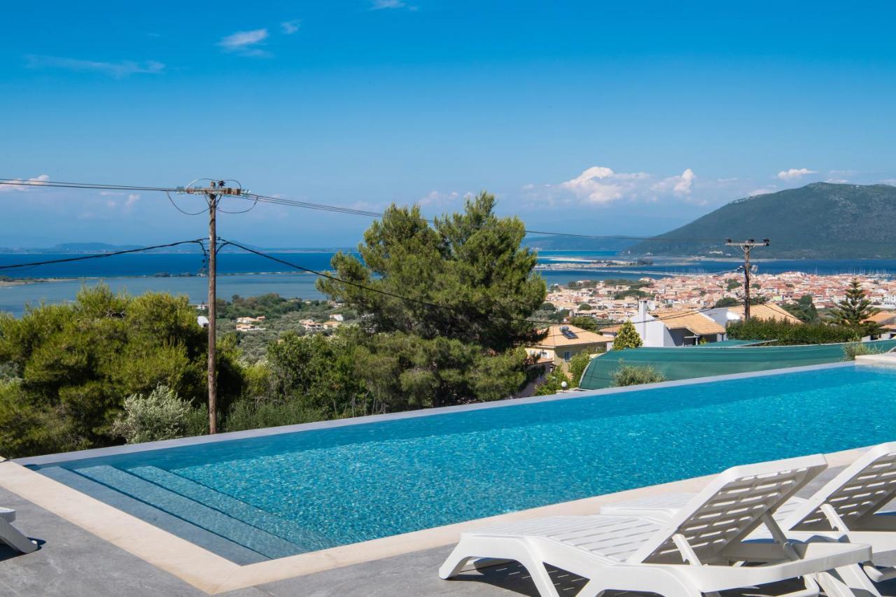 Voula Villa Luxury Frinion Bagian luar foto